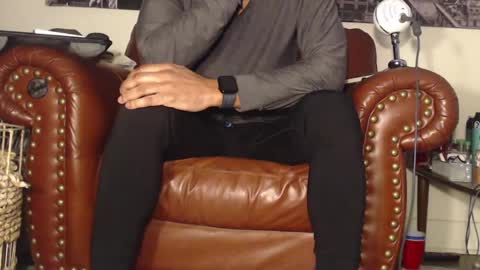 Snapshot of swolebbc chatting on 01-21-25, 07:15 The DickGod online show from 01-21-25, 07:15