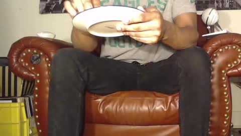 Snapshot of swolebbc chatting on 02-28-25, 05:59 The DickGod online show from 02-28-25, 05:59