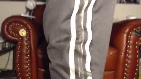 Snapshot of swolebbc chatting on 10-02-25, 05:47 The DickGod online show from 10-02-25, 05:47
