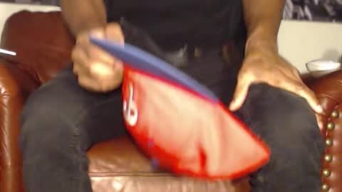 Snapshot of swolebbc chatting on 10-18-25, 05:54 The DickGod online show from 10-18-25, 05:54