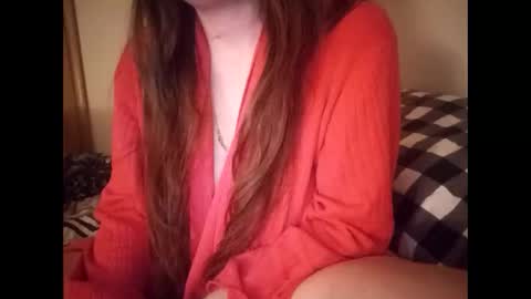 Snapshot of swollenclitneedsdad chatting on 01-08-26, 12:57 swollenclitneedsdad online show from 01-08-26, 12:57