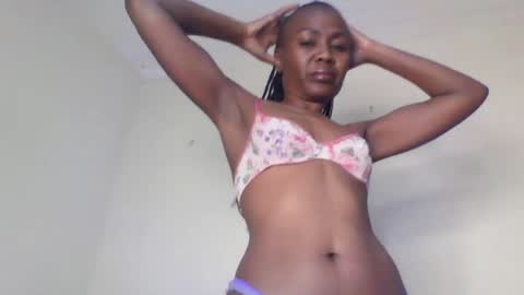 ALICIA online show from 06-25-26, 10:36