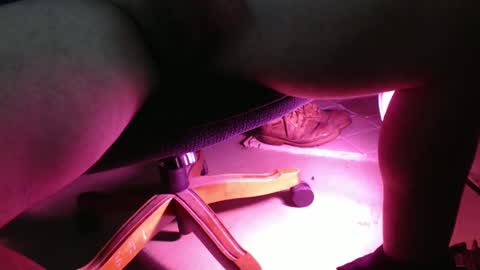 Snapshot of sxulx2c chatting on 12-14-24, 09:51 sxulx2c online show from 12-14-24, 09:51