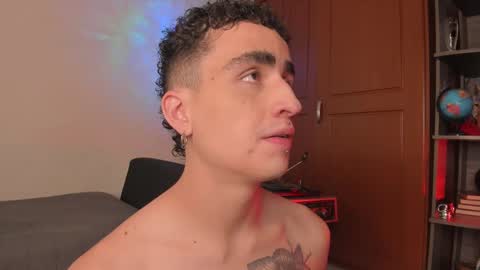 Snapshot of syd_onnfire chatting on 02-09-25, 06:11 Syd online show from 02-09-25, 06:11