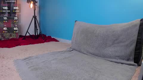 Snapshot of syd_onnfire chatting on 11-06-25, 07:48 Syd online show from 11-06-25, 07:48