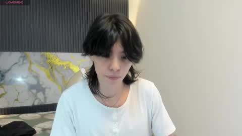 sylasfrost online show from 11-19-25, 07:36