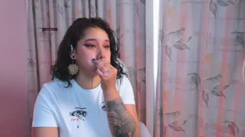    online show from 08-05-26, 12:08
