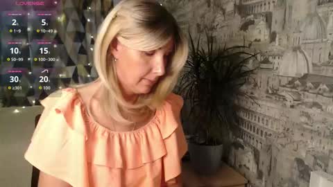 Sylvia online show from 10-24-25, 08:11