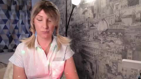 Sylvia online show from 02-16-26, 07:48