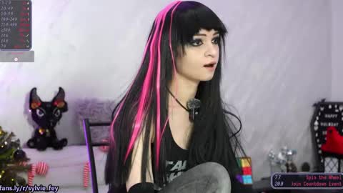 Snapshot of sylvie_fey chatting on 12-20-25, 02:29 Sylvie online show from 12-20-25, 02:29