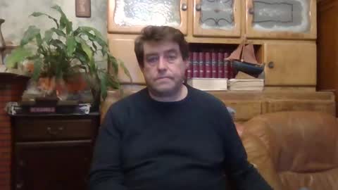 Snapshot of sympa_trique chatting on 12-12-24, 12:48 sympa_trique online show from 12-12-24, 12:48