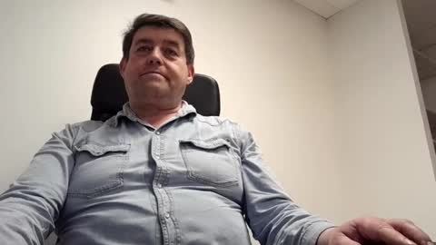 Snapshot of sympa_trique chatting on 02-11-25, 04:56 sympa_trique online show from 02-11-25, 04:56