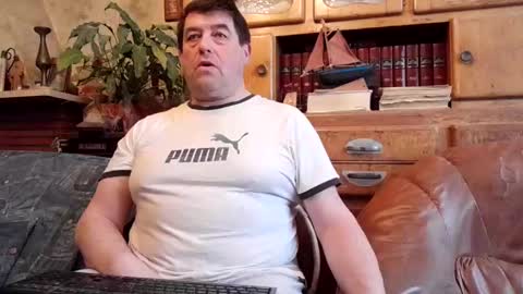 Snapshot of sympa_trique chatting on 02-22-25, 11:46 sympa_trique online show from 02-22-25, 11:46