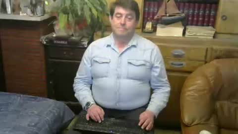 Snapshot of sympa_trique chatting on 03-11-25, 05:46 sympa_trique online show from 03-11-25, 05:46