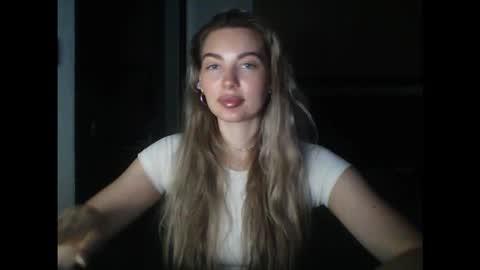 Snapshot of syrami chatting on 02-19-26, 12:12 syrami online show from 02-19-26, 12:12