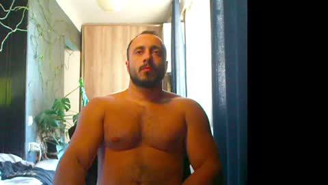 Huracane online show from 06-29-26, 03:45