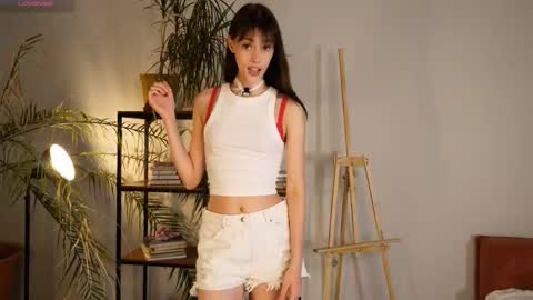 Snapshot of t_tragedienne chatting on 09-15-25, 02:06 Heeey im Helena3 -- fav555100333 -- pvts only premium and after my public show 3 online show from 09-15-25, 02:06