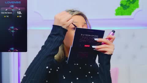 Snapshot of taahiraarabian chatting on 01-31-25, 03:22 Arianna online show from 01-31-25, 03:22