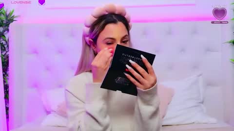 Snapshot of taahiraarabian chatting on 01-13-26, 02:22 Arianna online show from 01-13-26, 02:22