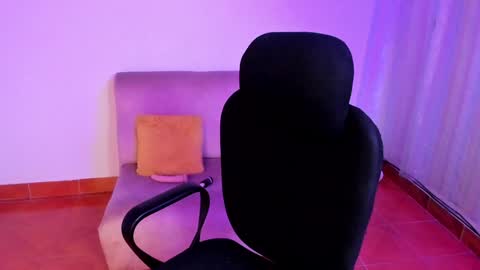 Snapshot of tabitapurple chatting on 01-07-25, 04:05 TABITA online show from 01-07-25, 04:05