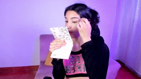 Snapshot of tabitapurple chatting on 01-12-25, 01:05 TABITA online show from 01-12-25, 01:05