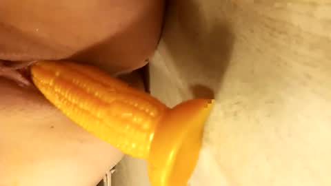 taboogoldenivy online show from 04-11-26, 04:06