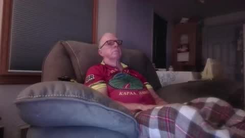 Snapshot of tacrunner66_ chatting on 10-21-25, 02:34 tacrunner66_ online show from 10-21-25, 02:34