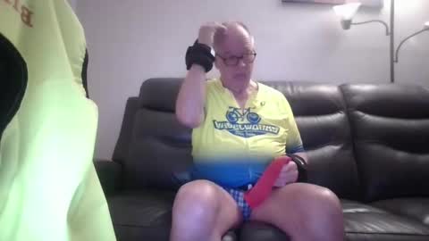 Snapshot of tacrunner66_ chatting on 02-13-26, 02:57 tacrunner66_ online show from 02-13-26, 02:57