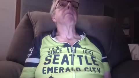 Snapshot of tacrunner66_ chatting on 04-11-26, 04:28 tacrunner66_ online show from 04-11-26, 04:28