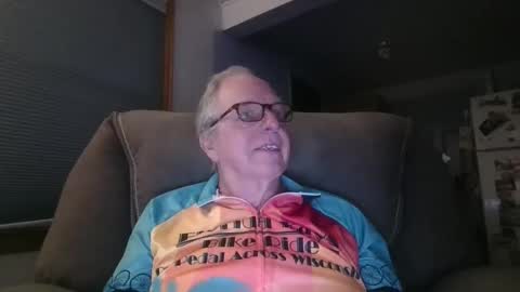 Snapshot of tacrunner66_ chatting on 04-12-26, 04:39 tacrunner66_ online show from 04-12-26, 04:39