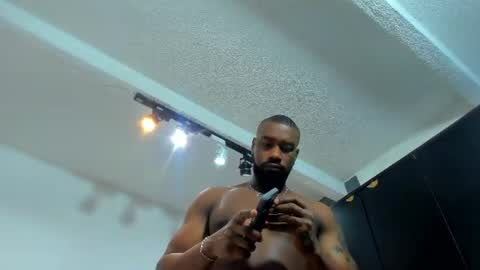 Snapshot of tafari_1 chatting on 06-19-26, 11:25 Tafari Zulu online show from 06-19-26, 11:25
