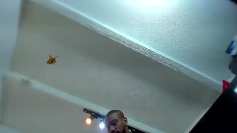 Snapshot of tafari_1 chatting on 06-26-26, 01:48 Tafari Zulu online show from 06-26-26, 01:48