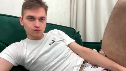 Alex online show from 06-08-26, 02:56