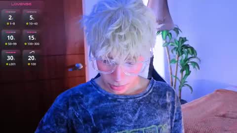 taichi online show from 11-05-25, 08:42