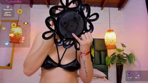 Taissa online show from 10-08-25, 09:23