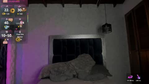 Taissa online show from 12-04-25, 08:28