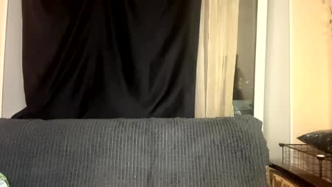 Mia online show from 03-22-26, 04:54