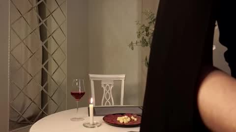 Molly online show from 01-11-26, 12:37