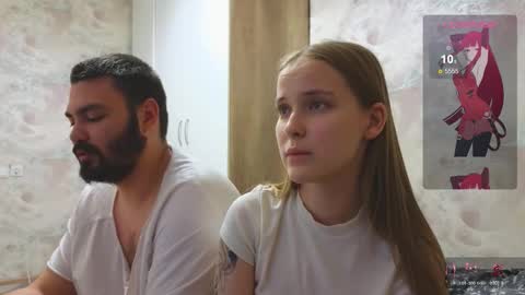 Snapshot of taiti_fox_cub chatting on 10-22-25, 05:45 taiti_fox_cub online show from 10-22-25, 05:45