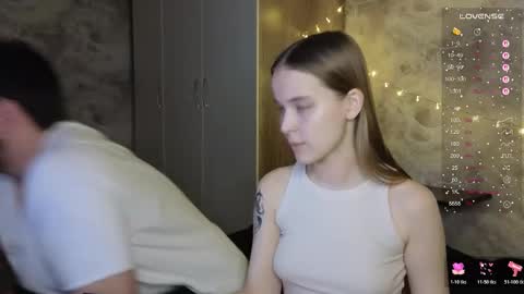 Snapshot of taiti_fox_cub chatting on 11-14-25, 06:28 taiti_fox_cub online show from 11-14-25, 06:28