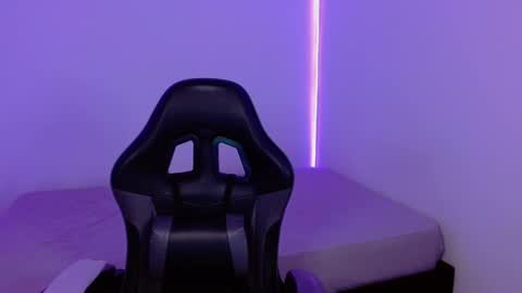 Snapshot of takeru___ chatting on 09-12-25, 08:03 takeru___ online show from 09-12-25, 08:03