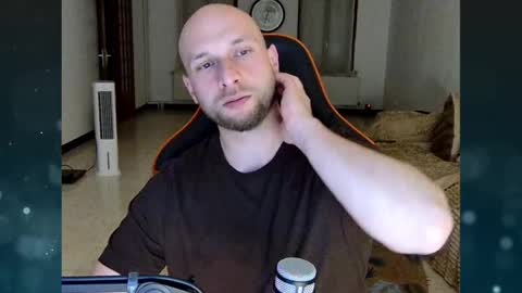 Beelzeboss59 online show from 05-24-26, 09:31