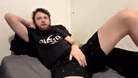 Snapshot of talenjames chatting on 02-17-26, 09:10 Talen James online show from 02-17-26, 09:10