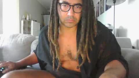 Snapshot of talent_scout_1 chatting on 01-14-25, 10:02 Edge Master Flash online show from 01-14-25, 10:02
