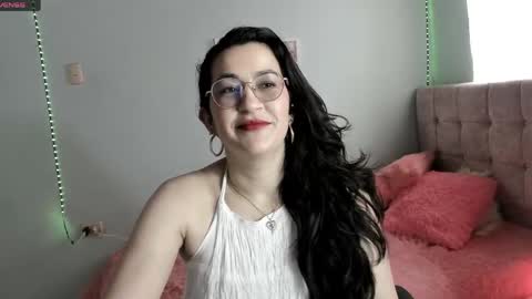 Talia  mia online show from 04-29-26, 01:37