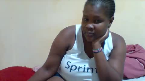 Snapshot of taliah254 chatting on 10-25-25, 04:42 taliah254 online show from 10-25-25, 04:42