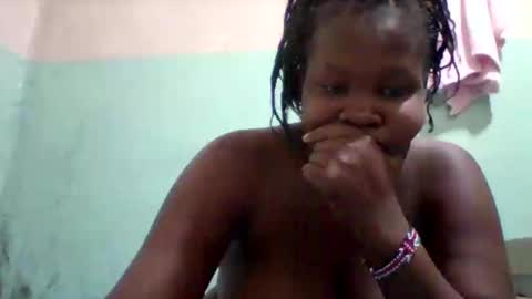 Snapshot of taliah254 chatting on 04-10-26, 06:51 taliah254 online show from 04-10-26, 06:51