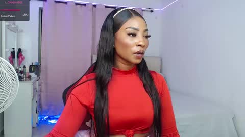 taliana  modelo independiente online show from 03-07-25, 03:08