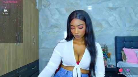 taliana  modelo independiente online show from 03-02-26, 01:41