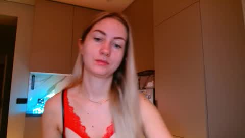  Kira  online show from 12-23-25, 06:44